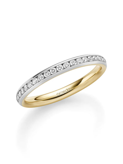 Is It Bad Luck to Try on Your Wedding Band?