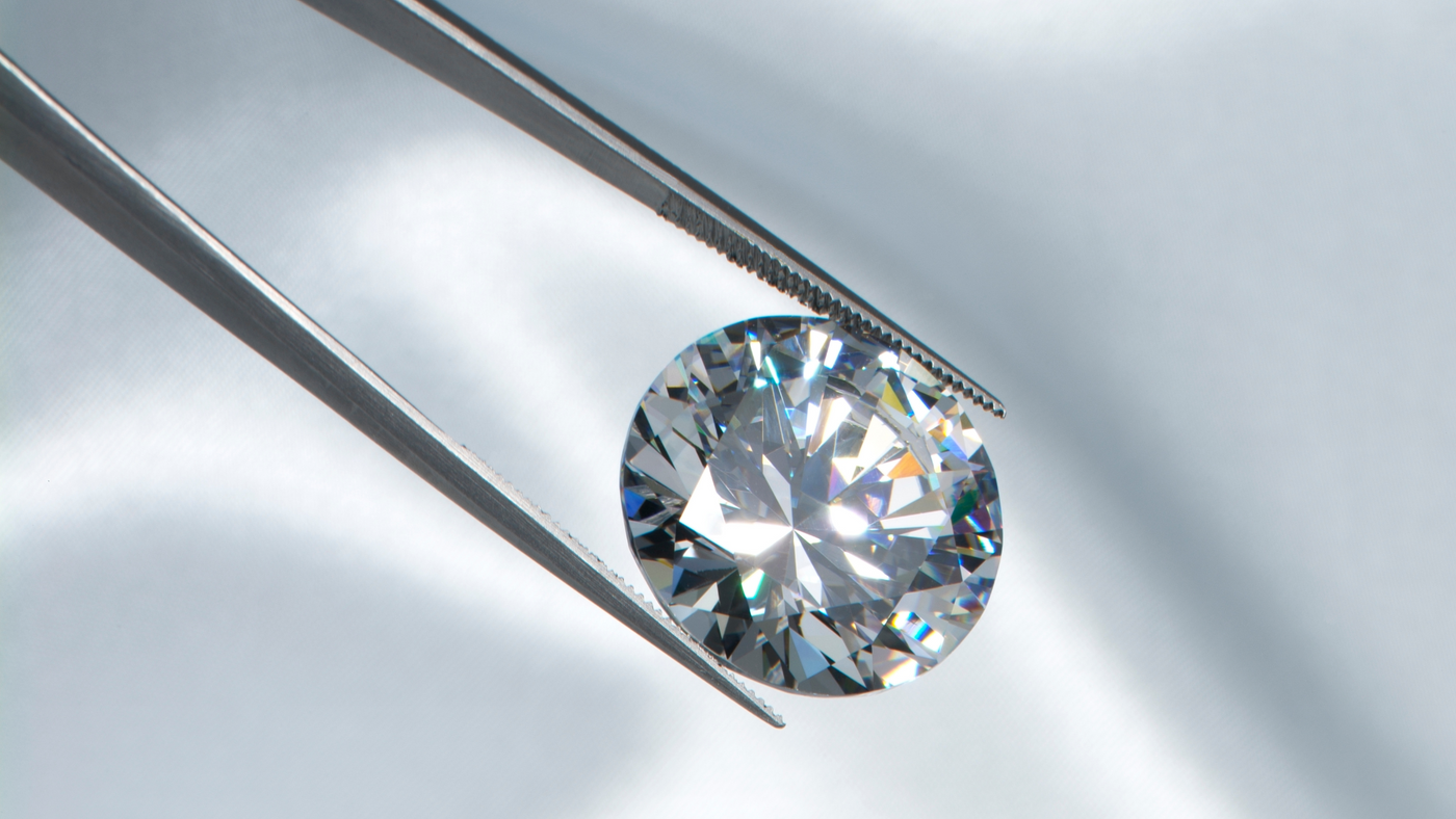 Do Lab Grown Diamonds Scratch Easily?