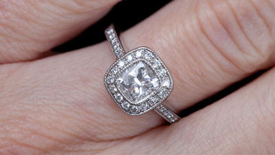 How To Photograph An Engagement Ring