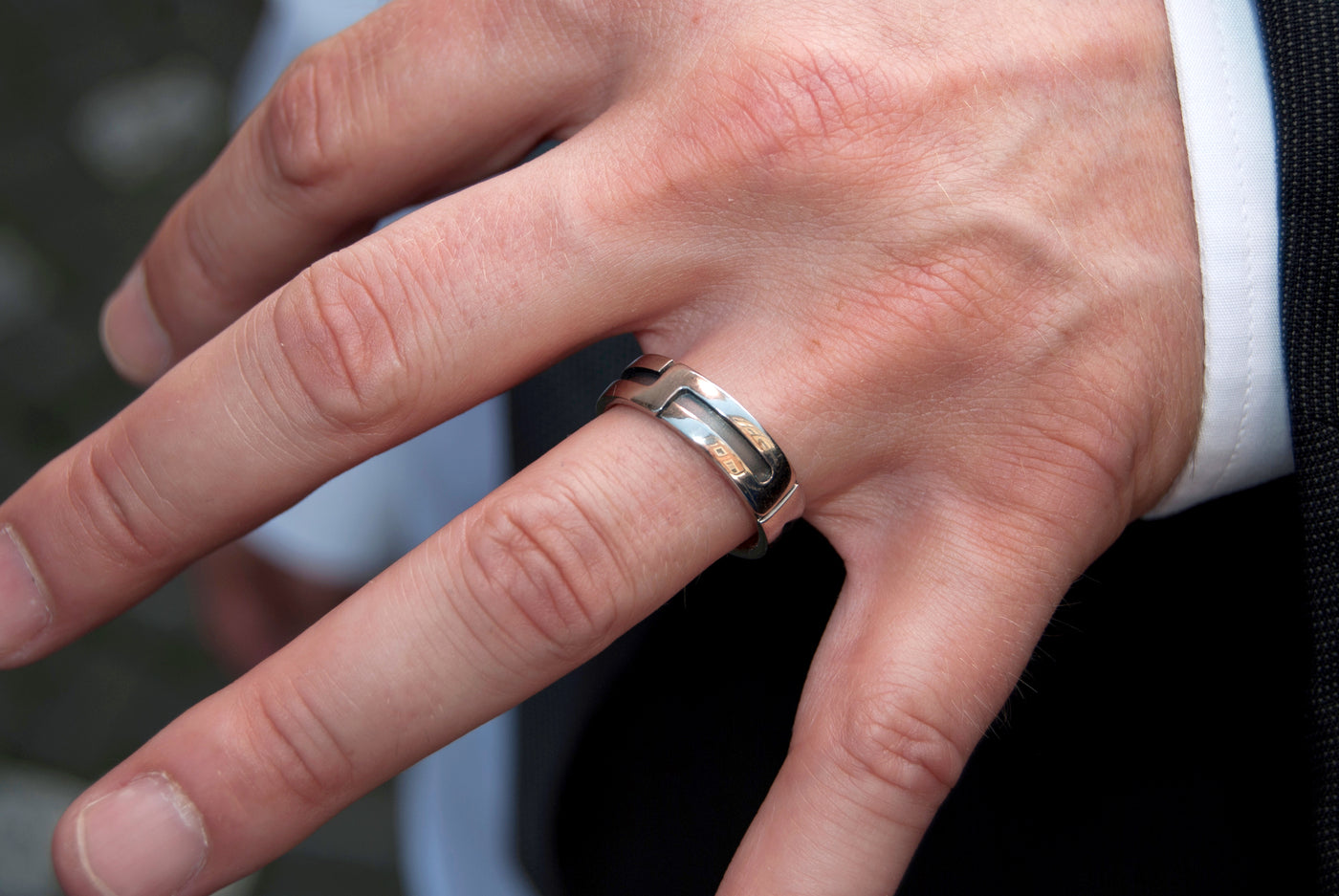 Can Men Wear Engagement Rings?