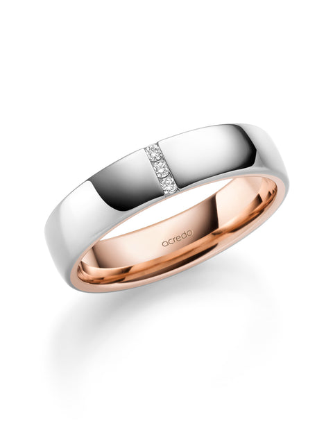 5.5 mm 14K Gray and Red Gold Band with 3 Round  Diamonds (1.7 mm)